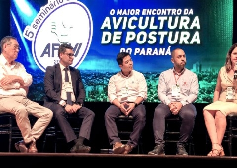 Arapongas (PR) assume seu protagonismo na cadeia do ovo paranaense e realiza com sucesso o 5º Seminário da APAVI