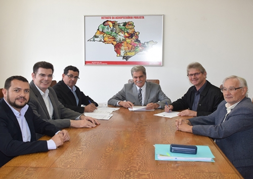 APA e Coordenadoria de Defesa Agropecuária paulista renovam parceria