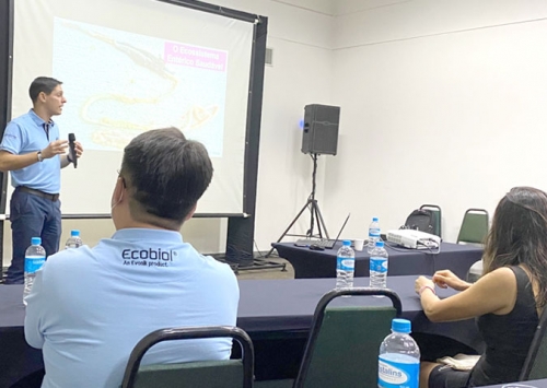 Evonik promoveu palestra especial com avicultores de Bastos e região