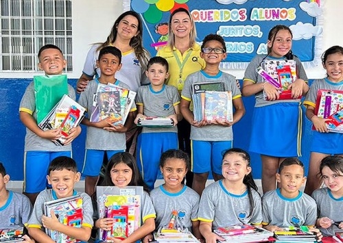 Mantiqueira conclui entrega de materiais escolares a 130 crianças em Minas Gerais