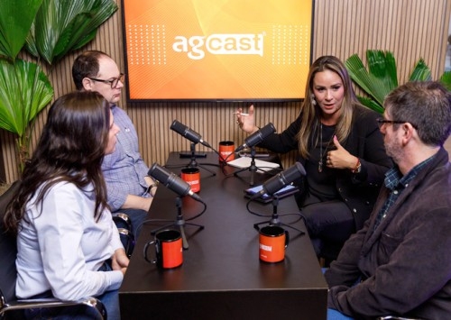 Especialistas debatem uso de antibióticos na avicultura no agCast da Agroceres Multimix