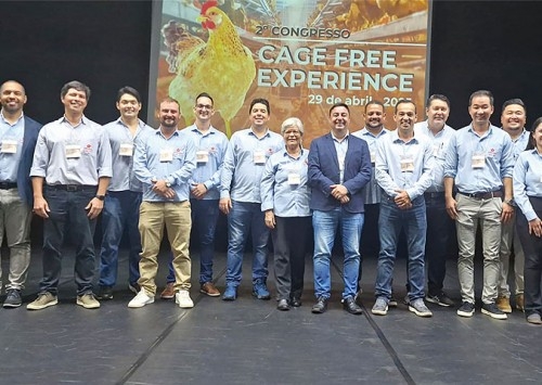 Artabas se destaca no II Congresso Cage Free Experience e consolida sua presença no sistema cage free