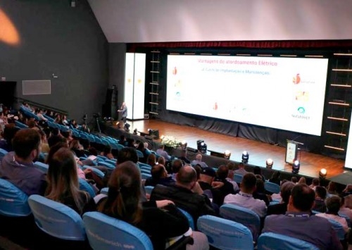 26º SBSA reúne especialistas nacionais e internacionais em Chapecó para debater o futuro da avicultura