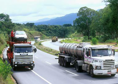 Pacote federal de infraestrutura causa indignação no Paraná