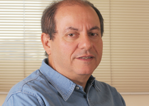 Na Avesui 2013, M.Cassab aposta na retomada do setor avícola