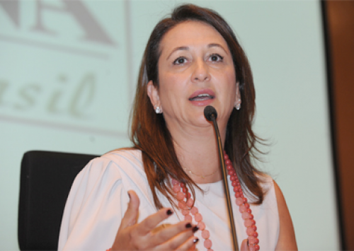 Presidente Dilma Rousseff recebe convite para participar do SIAV