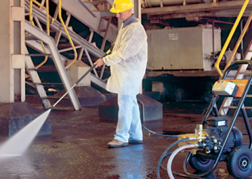 Lavadoras da JactoClean são eficientes na limpeza de aviários