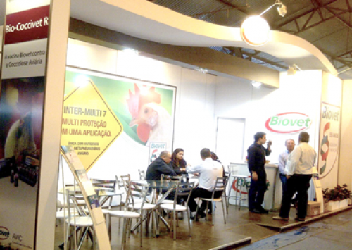 Biovet mantém a tradição e marca presença na Festa do Ovo de Bastos