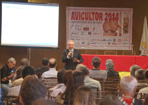 Avicultor 2015 reúne produtores e celebra 60 anos da Avimig
