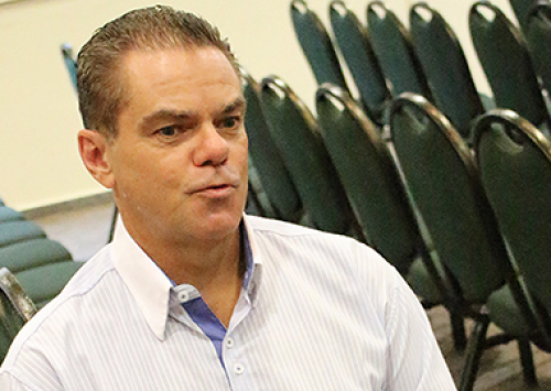 Planalto Postura volta a produzir e distribuir aves Lohmann