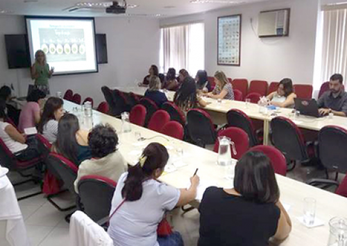 Curso de boas práticas de manipulação de alimentos do IOB é sucesso