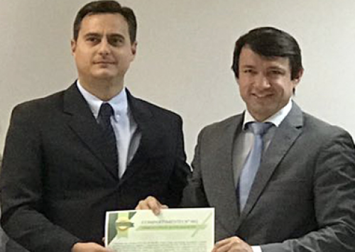 Hy-Line do Brasil recebe certificado de compartimentação inédito