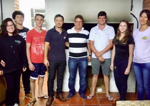 Ovos Bampi incorporam ao calendário treinamento em vacinação