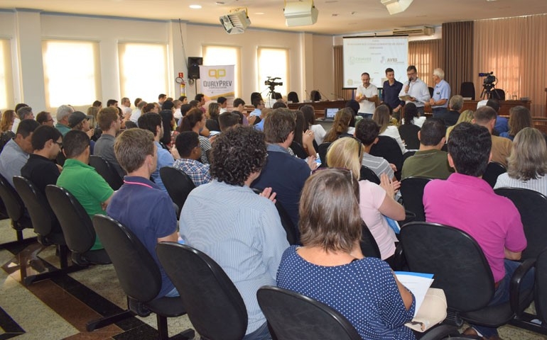 AVES e CRMV-ES realizam curso para o setor de ovos capixaba