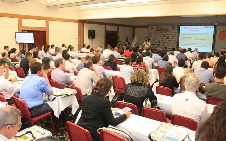 XIV Simpósio Goiano de Avicultura abre nesse dia 6 de junho