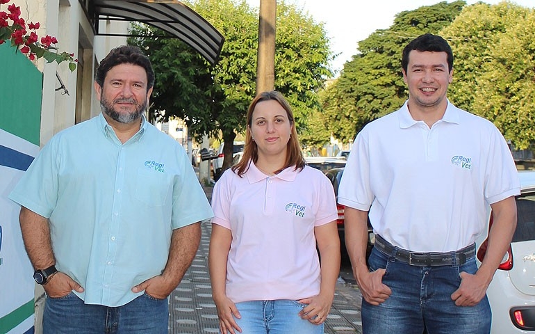 Regivet contrata dois zootecnistas para assessorar clientes de Bastos e região