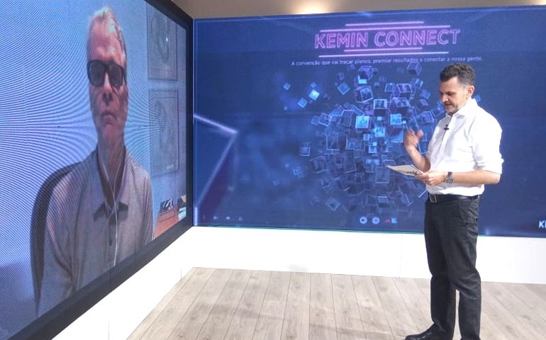 Kemin promove palestra com Bernardinho do vôlei, em convenção