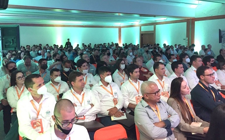 Cria e recria de poedeiras é tema do Simpósio Goiano nesta sexta, dia 10