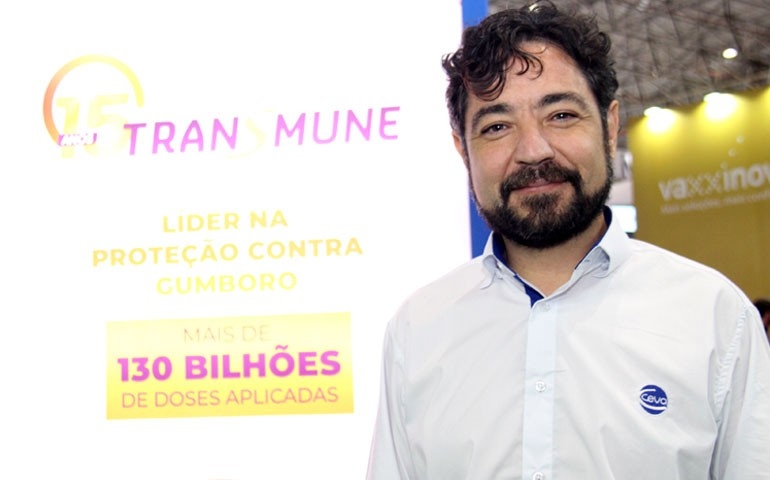 Ceva Aves realiza Painel Ceva de Sanidade no Simpósio ACAV 2022