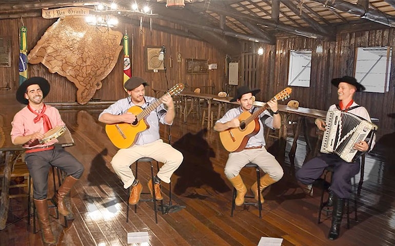 Universidade de Passo Fundo é tricampeã no 3º Egg Music da Asgav