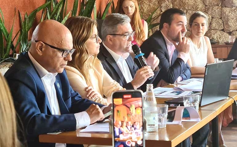 Brasil fecha o ano com saldo positivo na avicultura; 2024 deverá manter a linha de crescimento, projeta ABPA