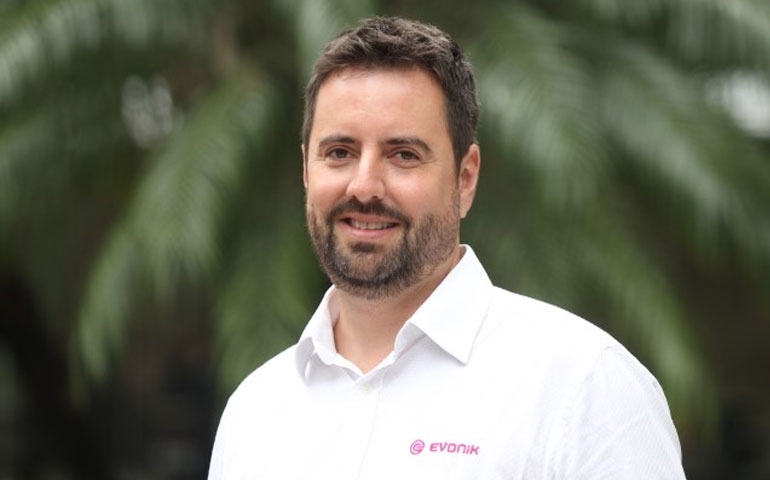 Evonik defende estratégia nutricional para reduzir efeitos do calor em poedeiras