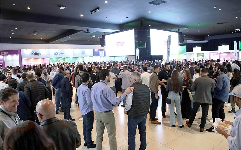 Maringá recebe líderes da avicultura no 11º Encontro Avícola e Empresarial Unifrango