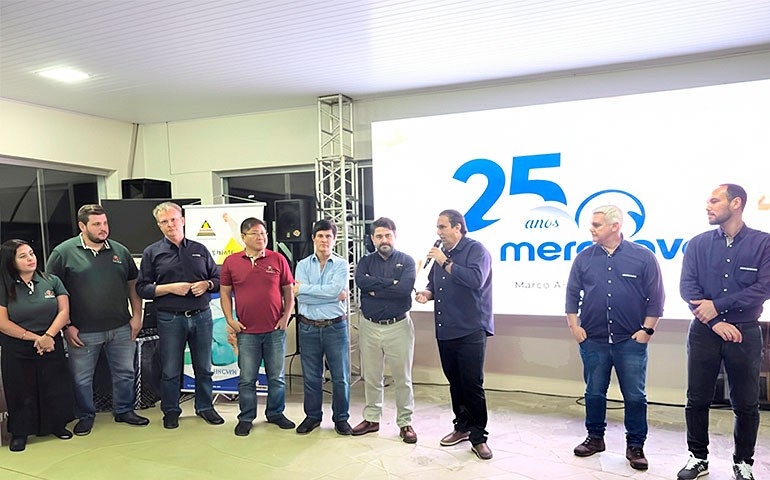 Mercoaves apresenta resultados genéticos e estrutura ampliada a avicultores de Bastos e região