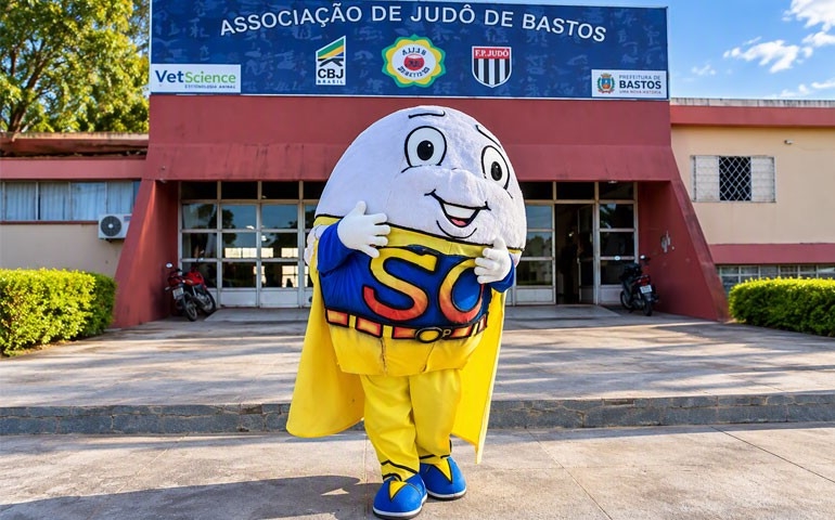 Semana do Ovo 2026 em Arapongas (PR) e Bastos (SP) movimenta escolas, auditórios e eventos ao ar livre
