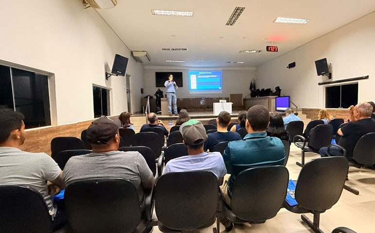 Rota da Sanidade chega a São Bento do Una (PE) e debate inovação e prevenção na avicultura de postura