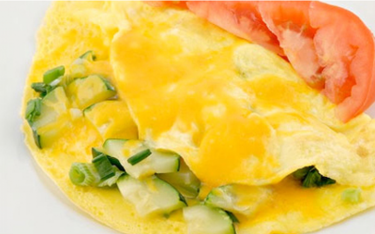Omelete especial para as crianças em seu dia
