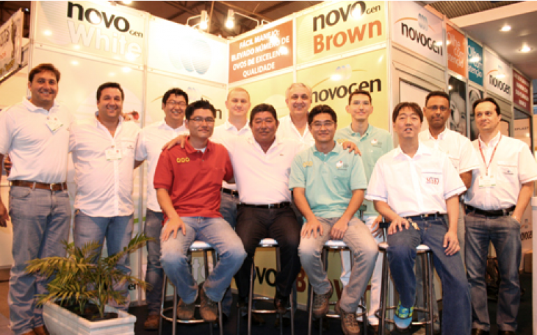 Novogen comemora com clientes títulos do Concurso de Qualidade de Ovos