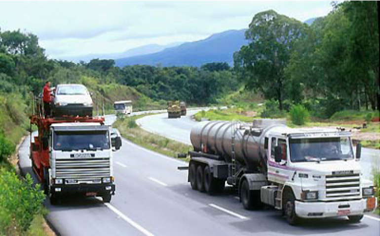 Pacote federal de infraestrutura causa indignação no Paraná