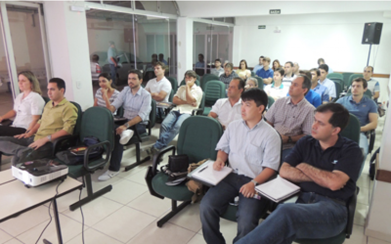 Veterinários capixabas recebem treinamento sobre salmoneloses 