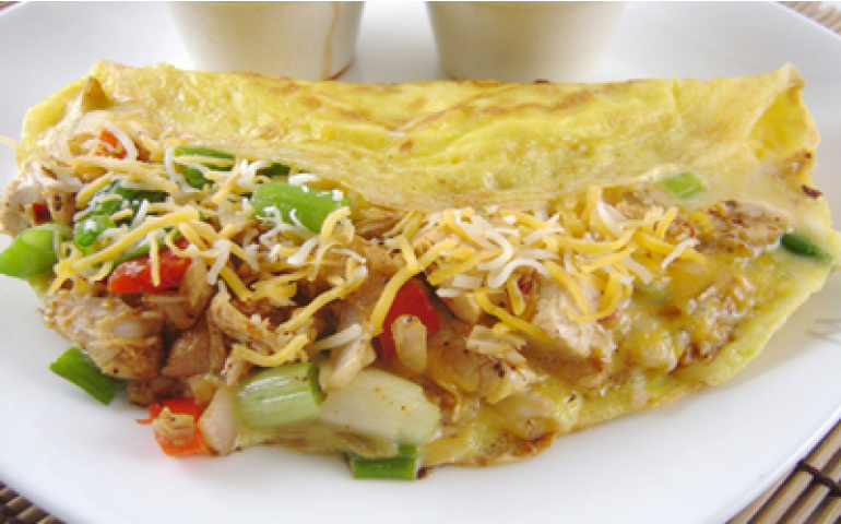 Fajita-omelete reúne o melhor da cozinha mexicana com o ovo