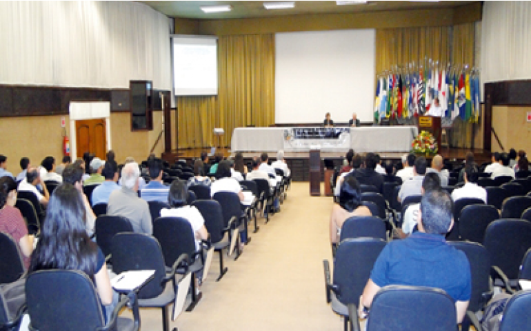 Unesp de Jaboticabal promove seu tradicional curso de postura