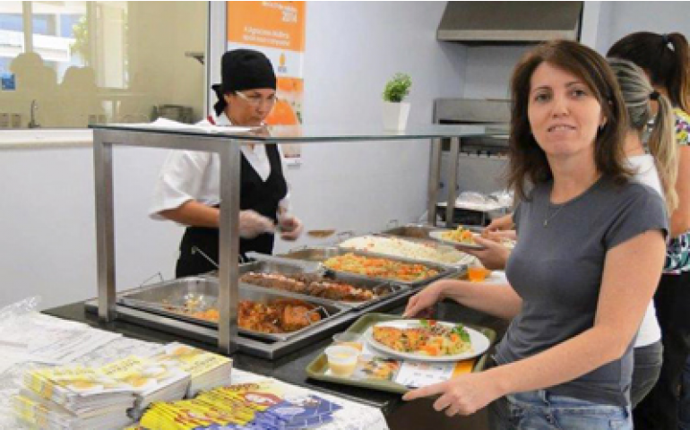 Agroceres Multimix e Elanco comemoram Semana do Ovo com seus funcionár