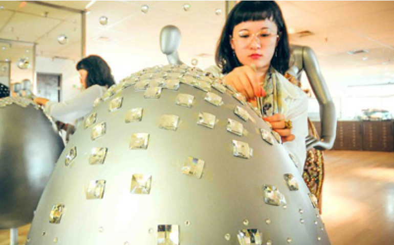 Ovos são as estrelas do Ovo Parade em São Paulo