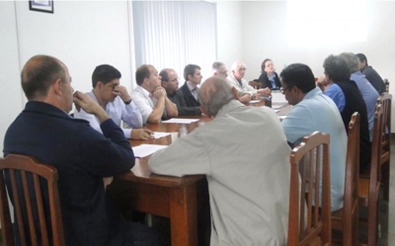 AVES elege nova diretoria para o biênio 2015-2017