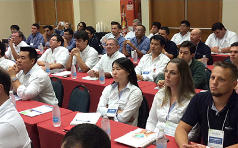 Hendrix reafirma fortalecimento à postura no Brasil