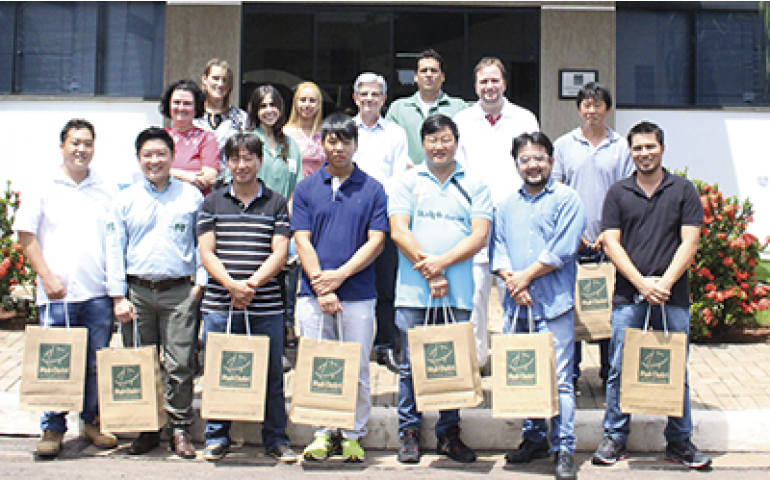 Poli-Nutri recebe avicultores de Bastos em Maringá (PR)