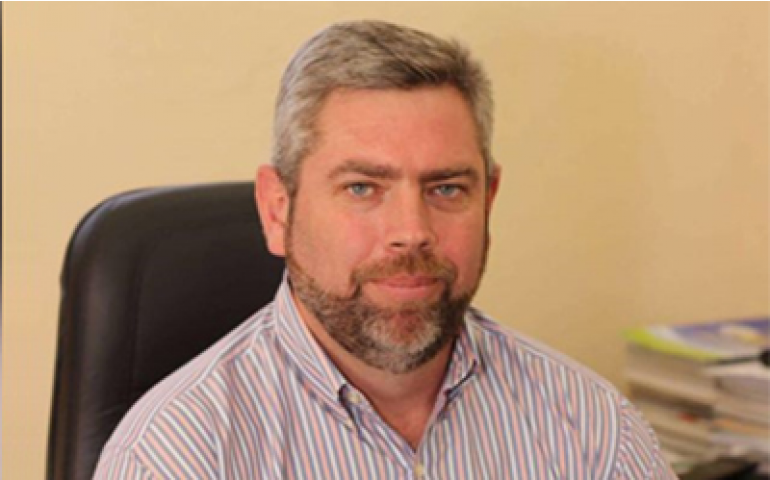 Eduardo Loewen é o novo membro da equipe de produção da Hy-Line do Brasil 