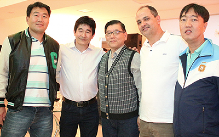 Primeira filial da Uniquímica recebe avicultores do Centro-Oeste Paulista