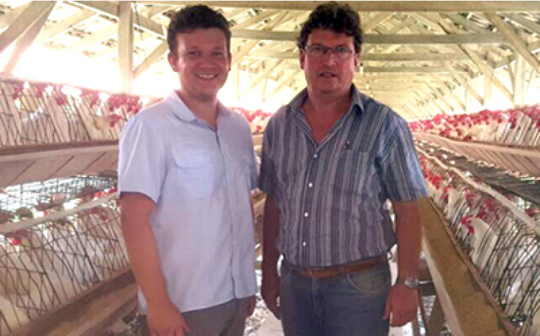 Ovos Bampi faz treinamento em vacinação e manejo de produtos biológicos