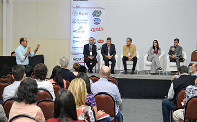 Conferência Facta 2017 agrada participantes e destaca sintonia com mercado