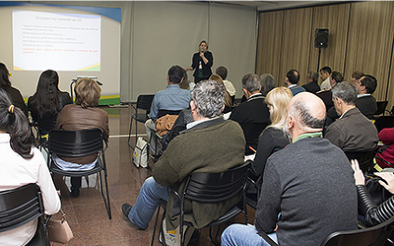 Especialistas debatem, no SIAVS 2017, a produtividade da nutrição animal