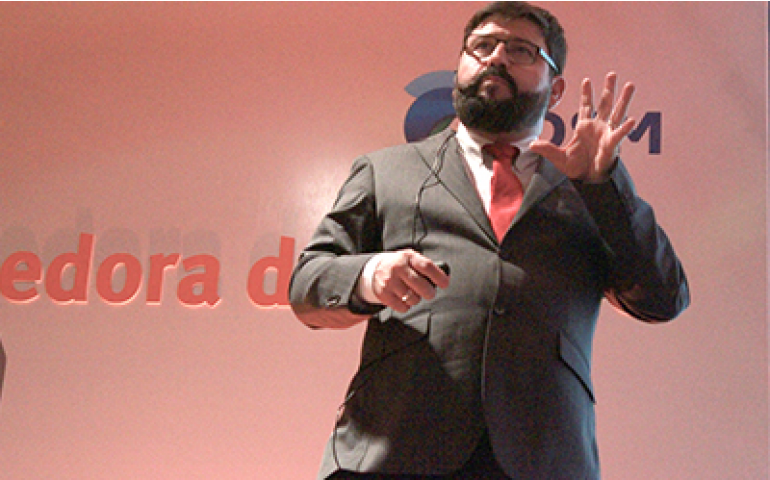 DSM lança Excelegg, novo programa nutricional para a poedeira moderna