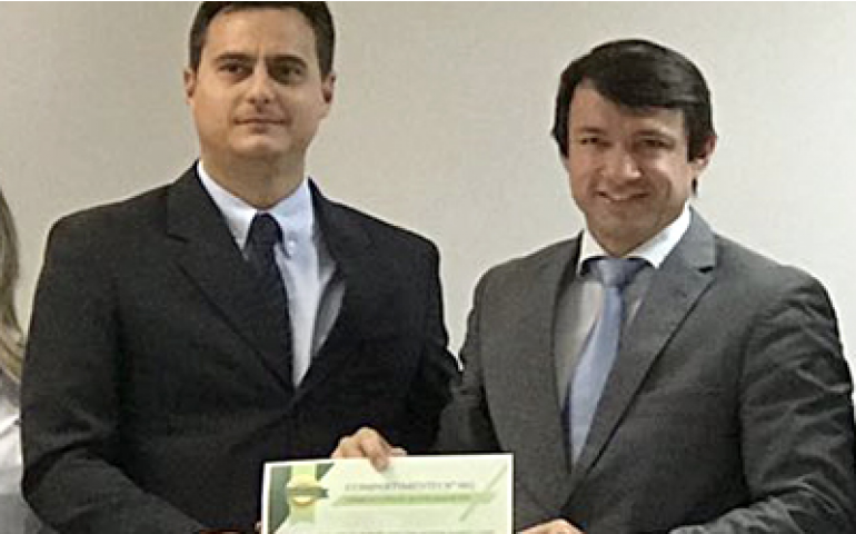 Hy-Line do Brasil recebe certificado de compartimentação inédito