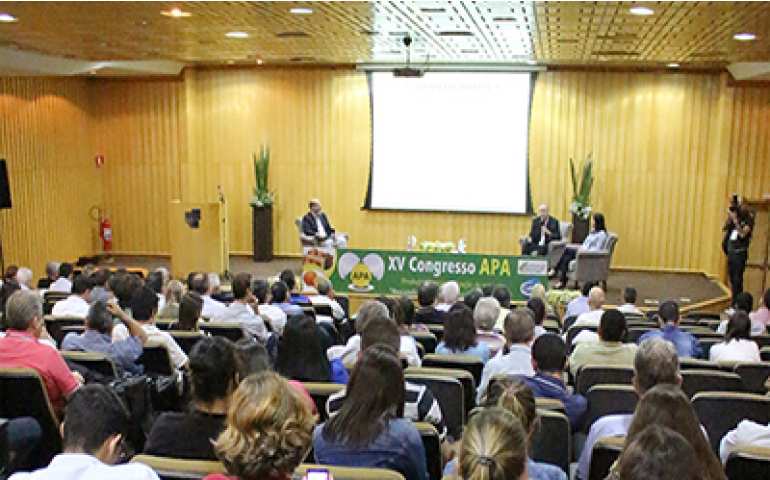 Empresas de vacinas apoiam Congresso da APA e apresentam novidades